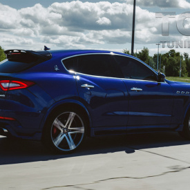 Спойлер нижний Renegade для Maserati Levante